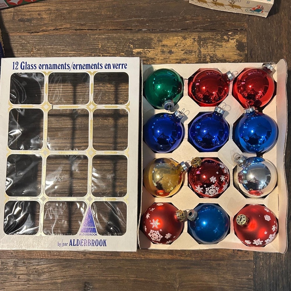 Vintage Alderbrook Glass Christmas Ornaments Set 12 2.5" MCM Snowflake Boxed - Picture 10 of 10